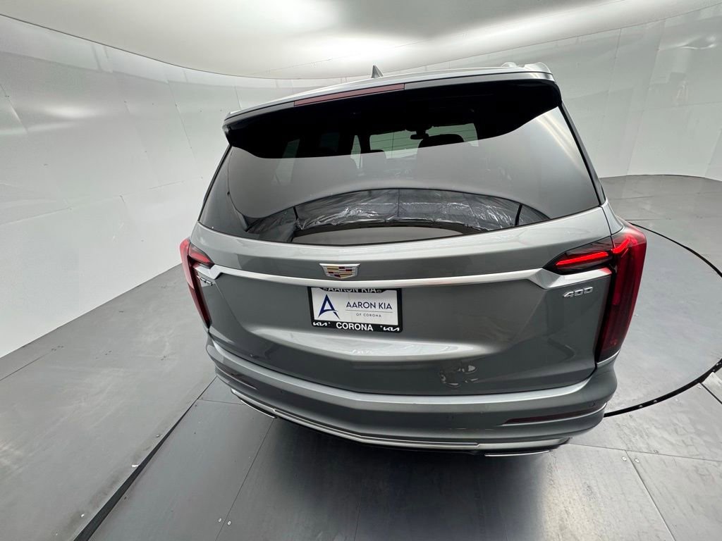 Used 2023 Cadillac XT6 Premium Luxury image 4