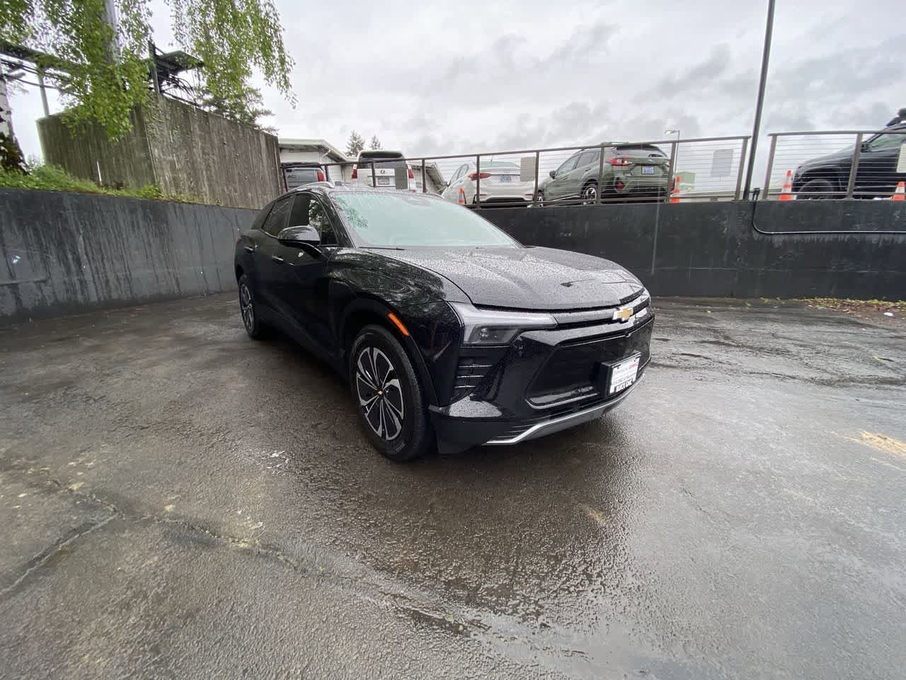 Used 2024 Chevrolet Blazer EV LT AWD/4WD image 8