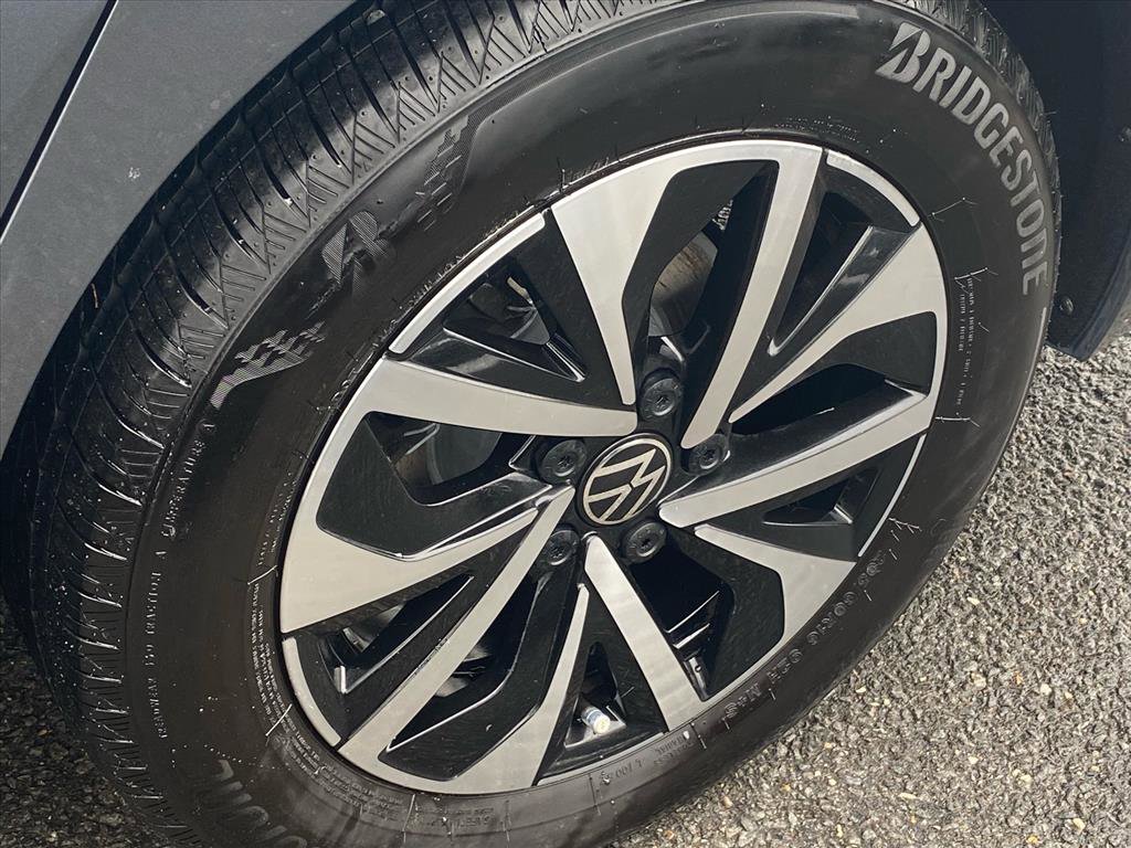 Certified 2023 Volkswagen Jetta S image 19