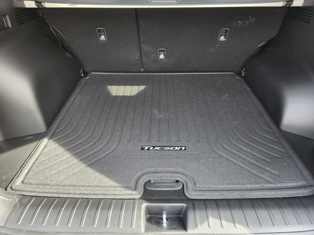 New 2026 Hyundai Tucson Limited FWD image 21