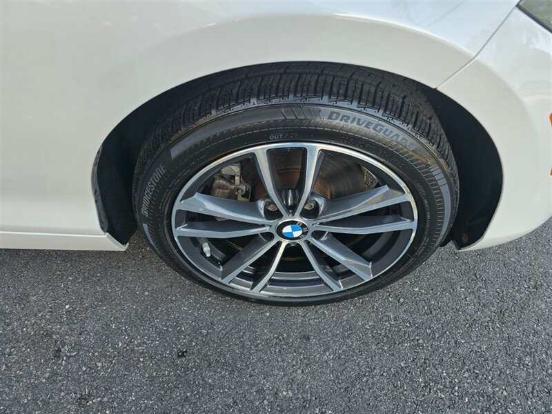 Used 2018 BMW 230i Convertible RWD image 29