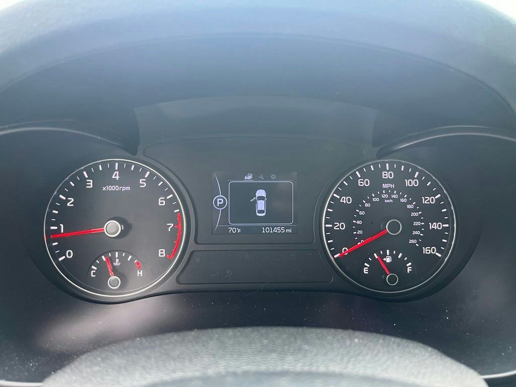 Used 2017 Kia Optima LX FWD image 21