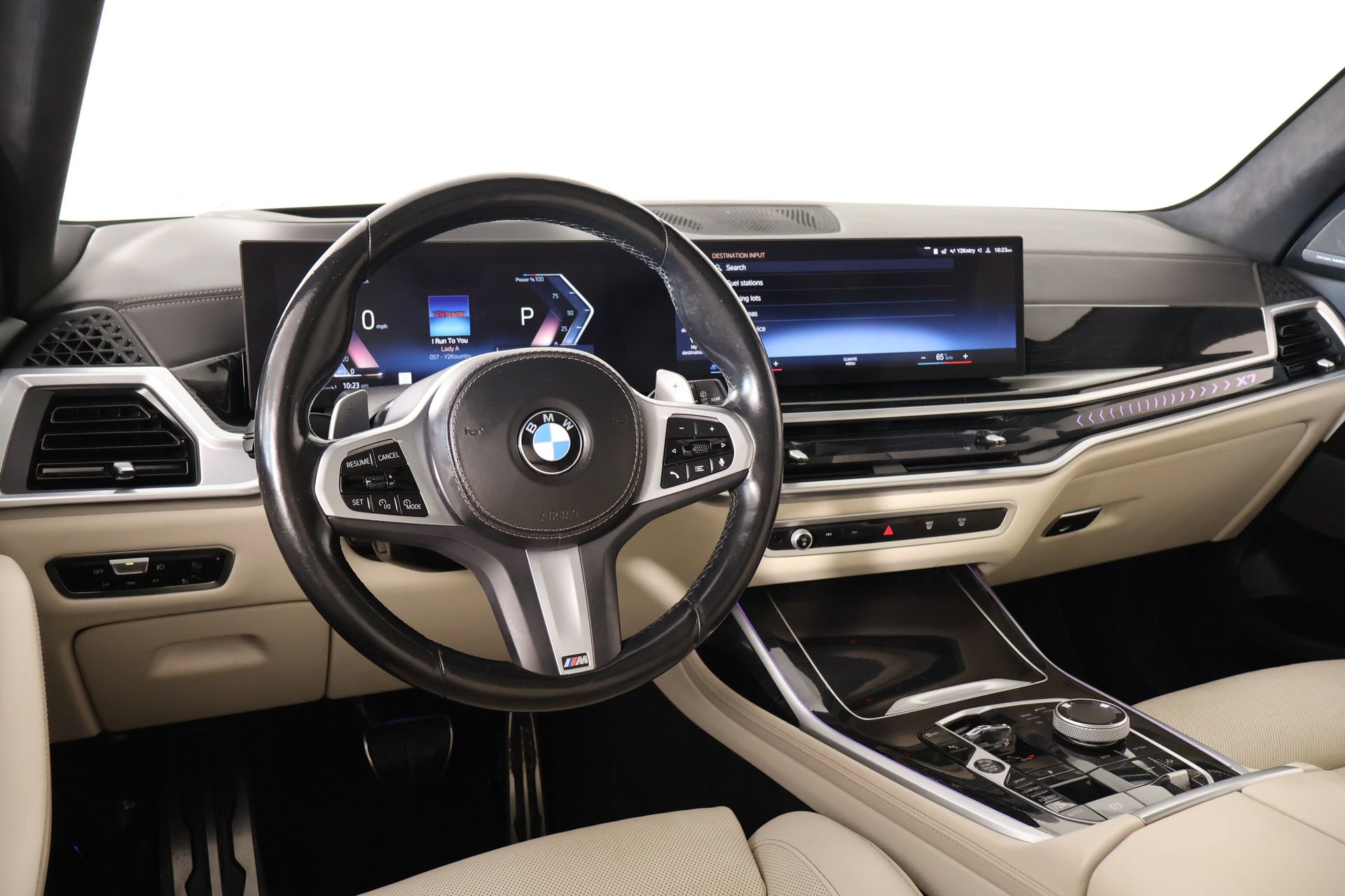 Used 2023 BMW X7 xDrive40i w/ M Sport Package image 2