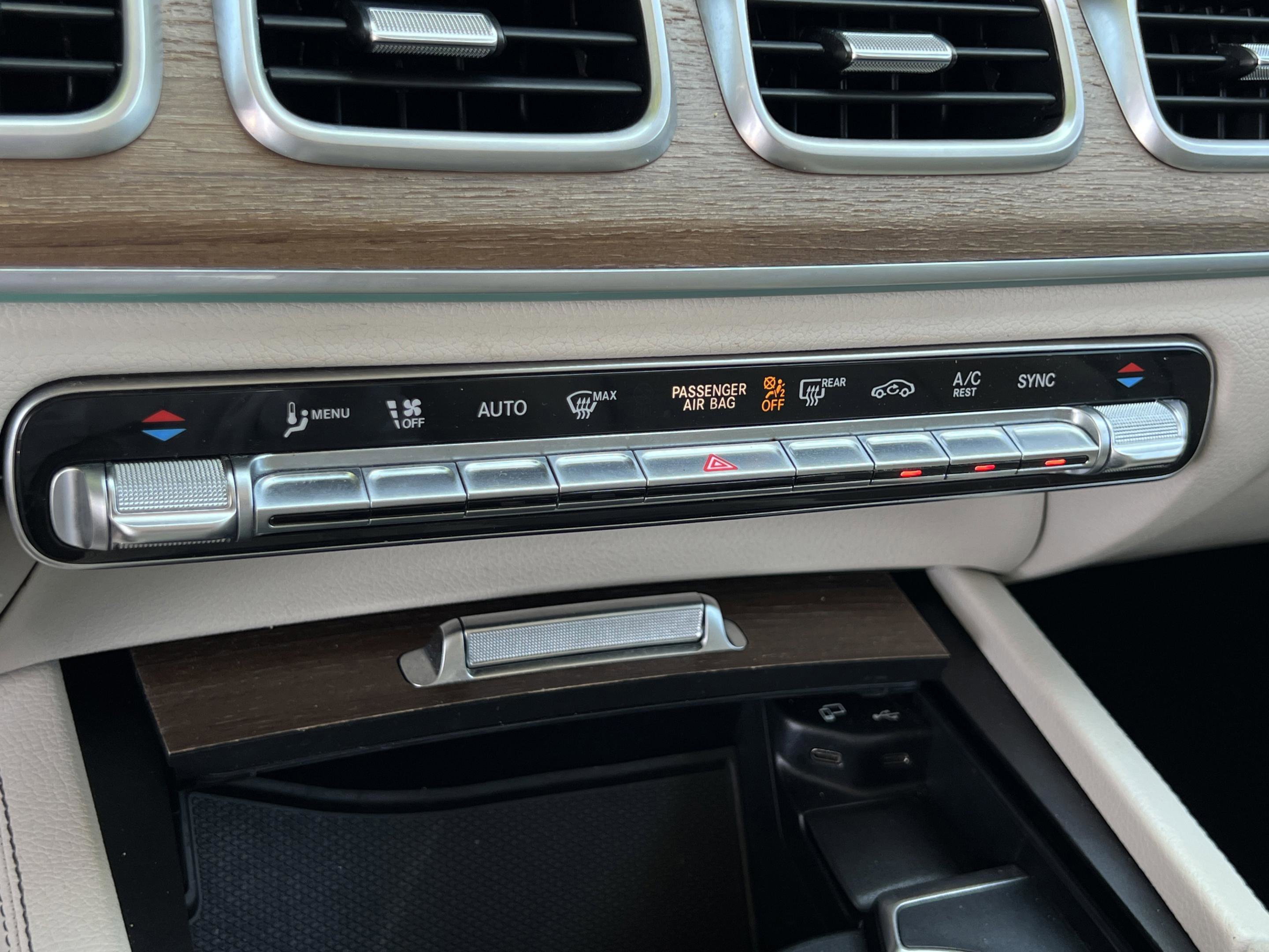 Used 2022 Mercedes-Benz GLE 350 w/ AMG Line Exterior image 19