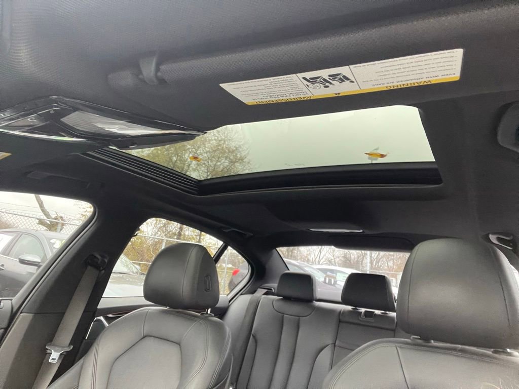 Used 2018 BMW 530i xDrive image 26