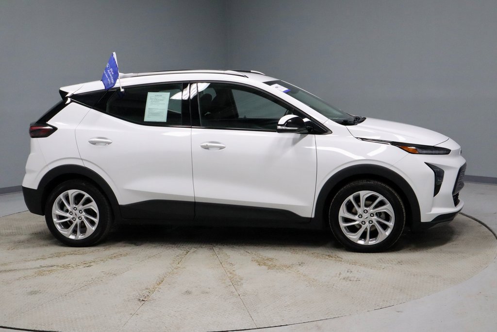Used 2022 Chevrolet Bolt EUV LT image 11