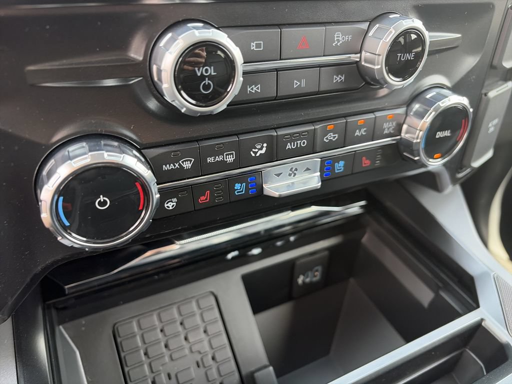 New 2026 Ford F250 Lariat w/ Black Appearance Package AWD/4WD image 26