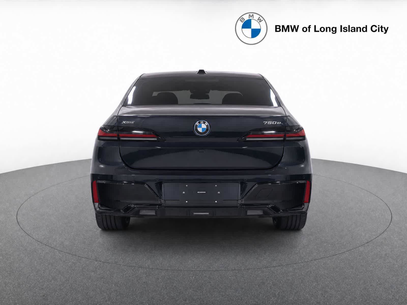 New 2026 BMW 750e xDrive AWD/4WD image 6