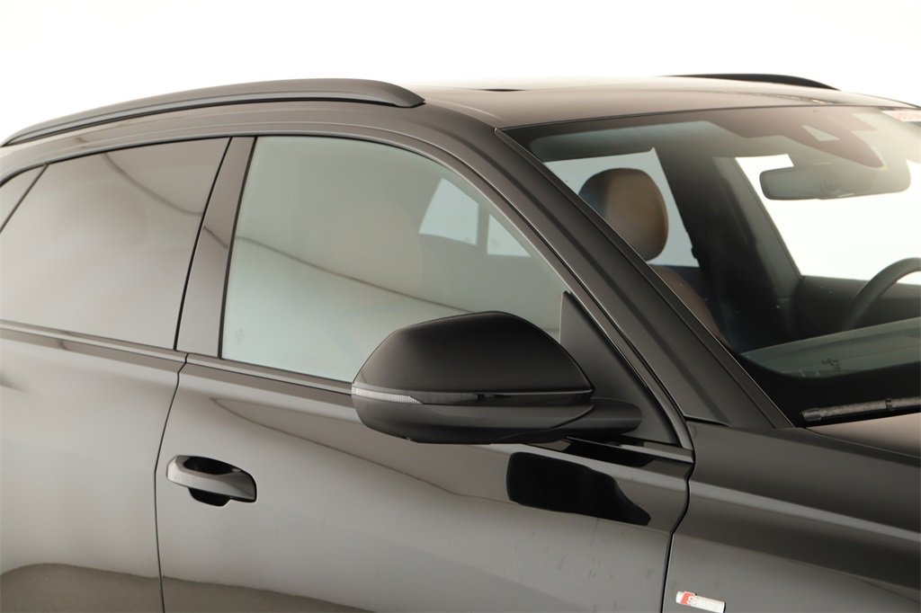 Certified 2025 Audi Q8 Prestige w/ Prestige Package image 35