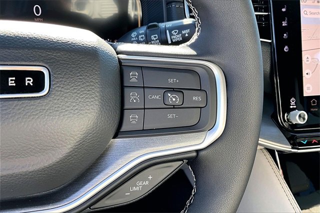 New 2025 Jeep Wagoneer Series II image 24