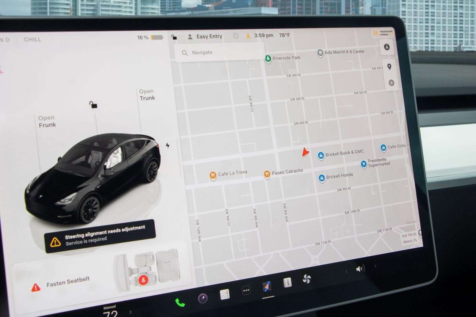 Used 2024 Tesla Model Y Long Range image 28