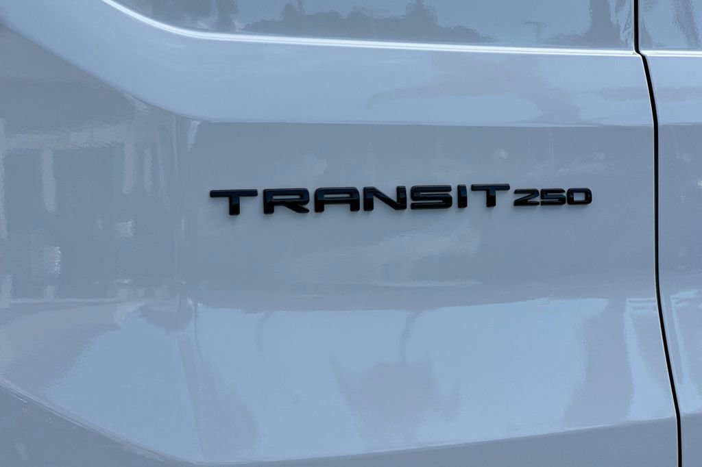 New 2026 Ford Transit 250 148 Medium Roof w/ Load Area Protection Package image 7