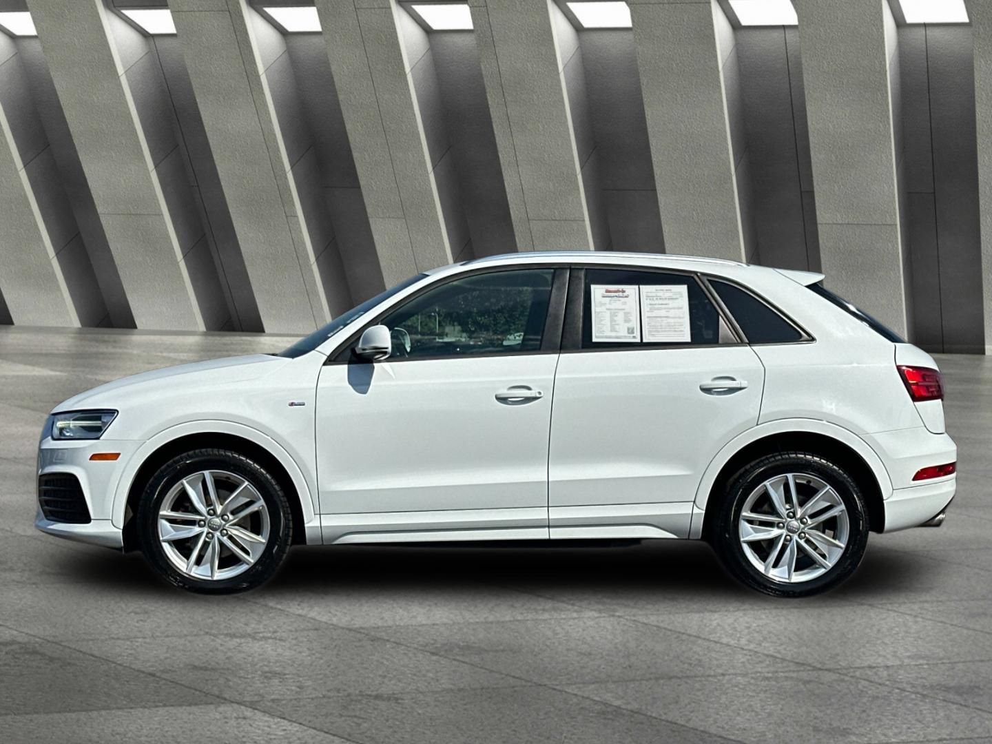 Used 2018 Audi Q3 2.0T Premium w/ Convenience Package AWD/4WD image 7