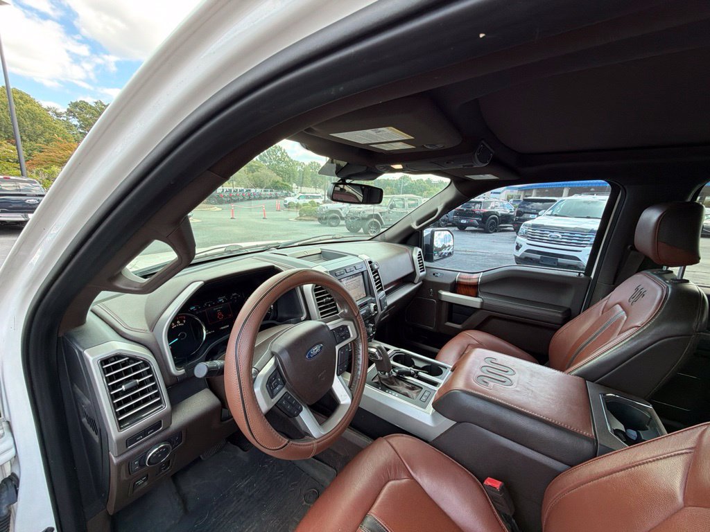 Used 2019 Ford F150 King Ranch w/ Equipment Group 601A Luxury AWD/4WD image 9