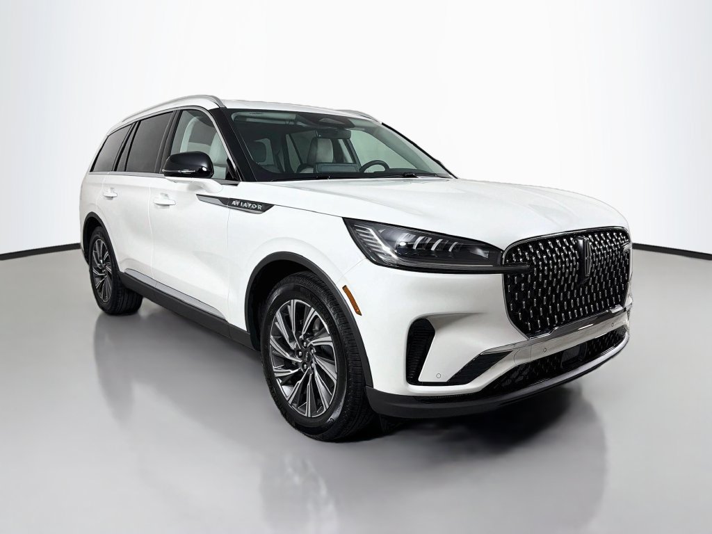 New 2027 Lincoln Aviator 2WD image 3