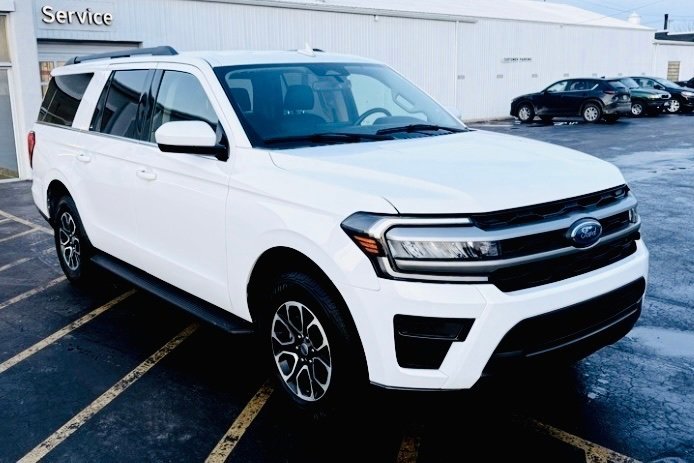 Used 2024 Ford Expedition Max XLT