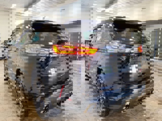 Used 2023 Ford Edge ST w/ Cargo Accessory Package image 5