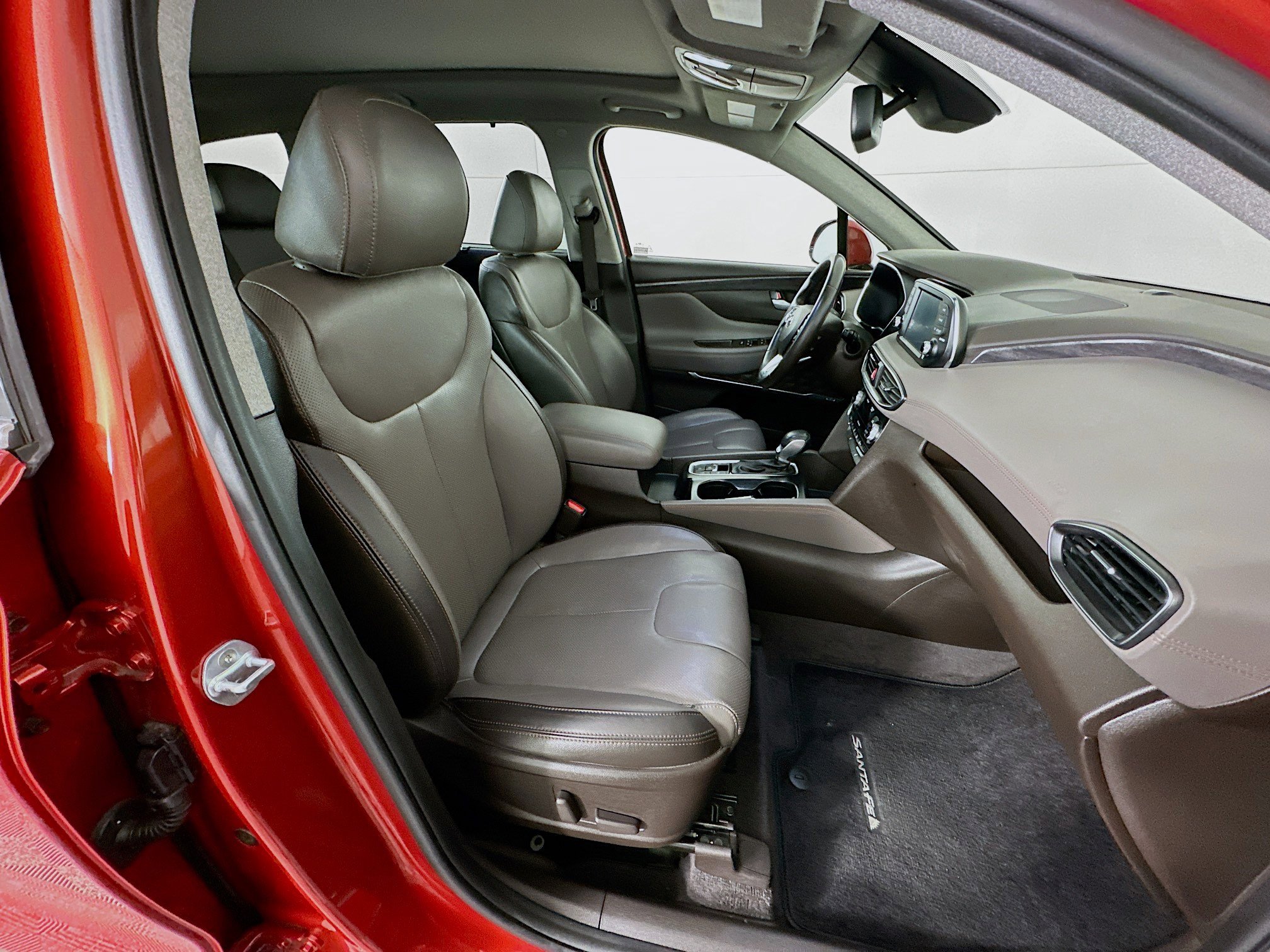 Used 2019 Hyundai Santa Fe Limited image 32