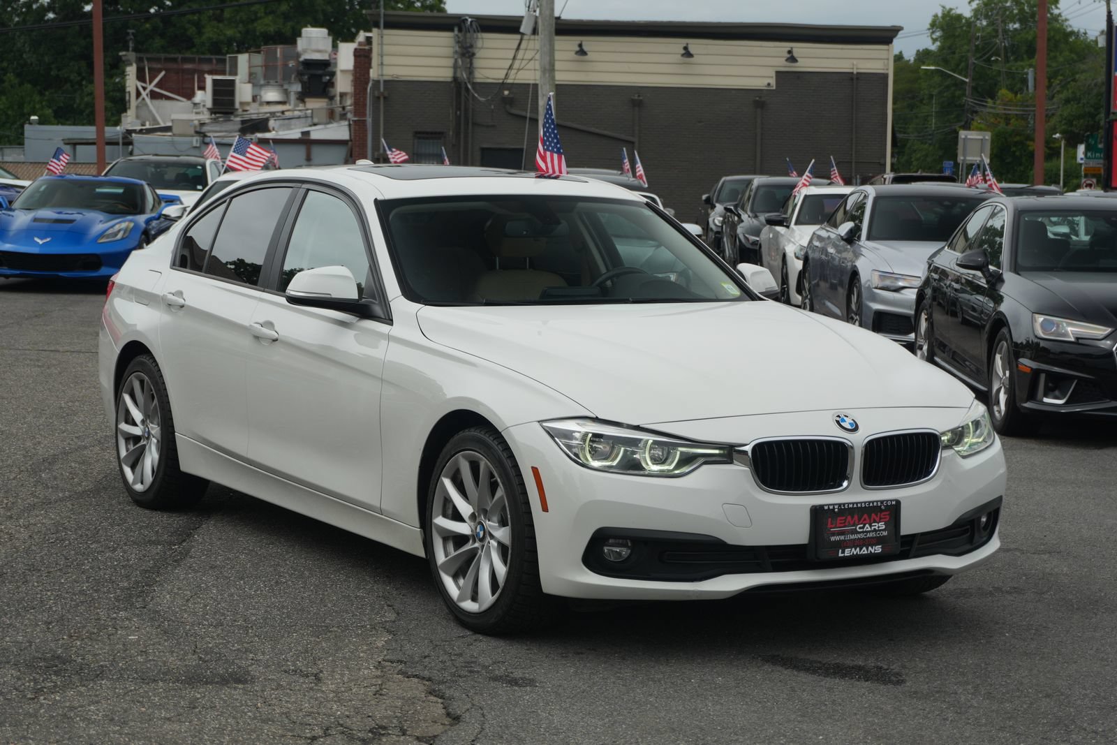 Used 2018 BMW 320i xDrive Sedan w/ Convenience Package AWD/4WD video 3