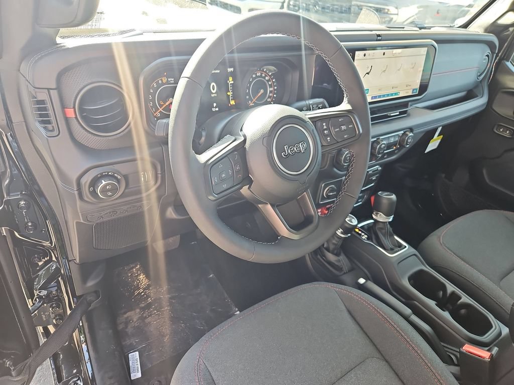 New 2026 Jeep Gladiator Rubicon AWD/4WD image 13