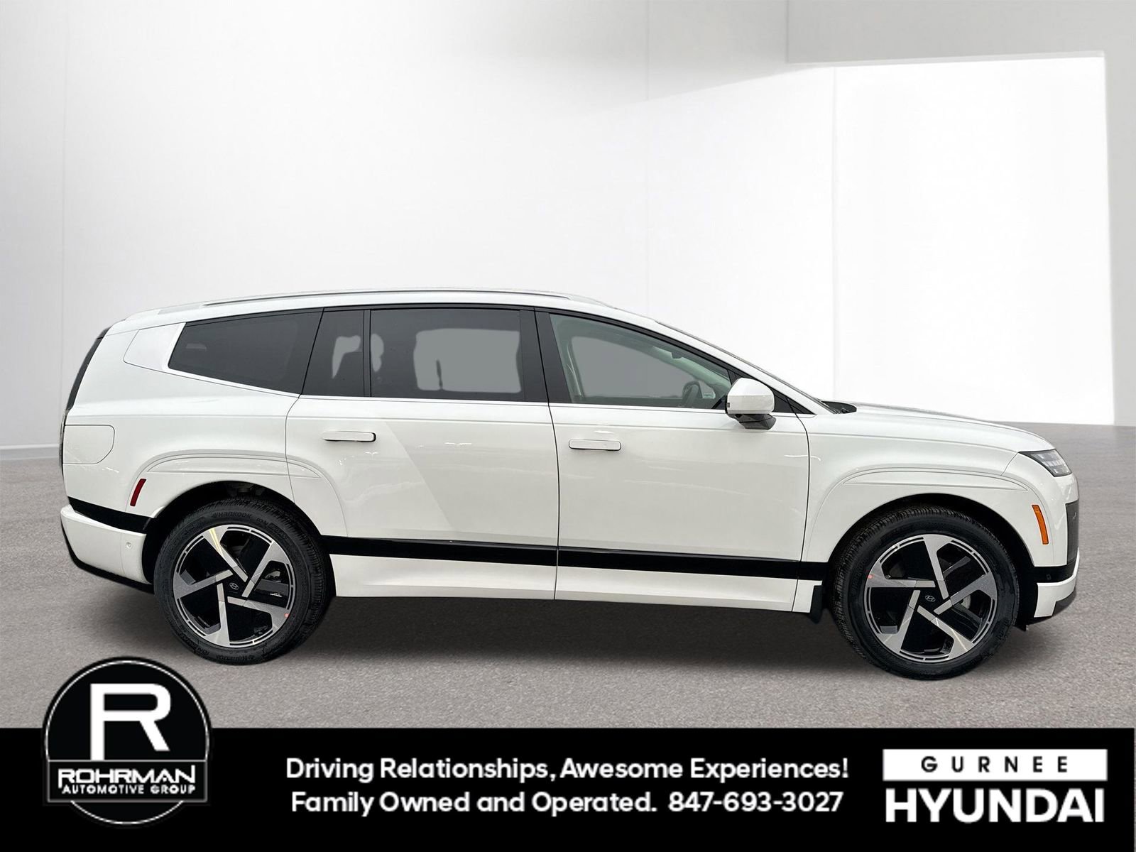 New 2026 Hyundai Ioniq 9 Calligraphy image 11