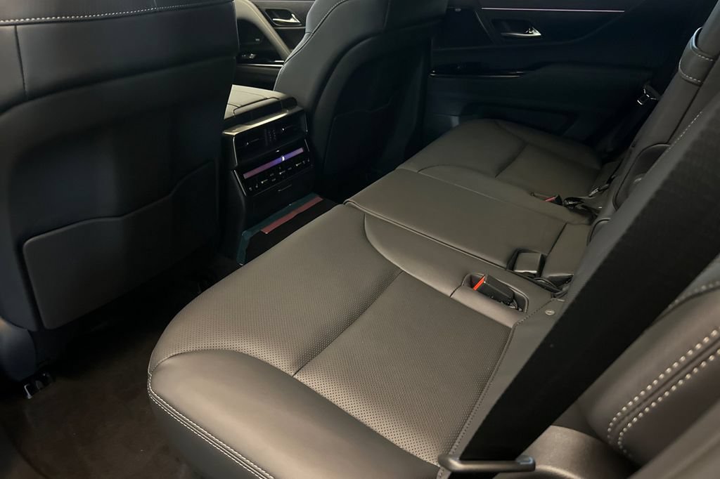 New 2026 Lexus LX 700h Luxury w/ Appearance Package AWD/4WD image 12