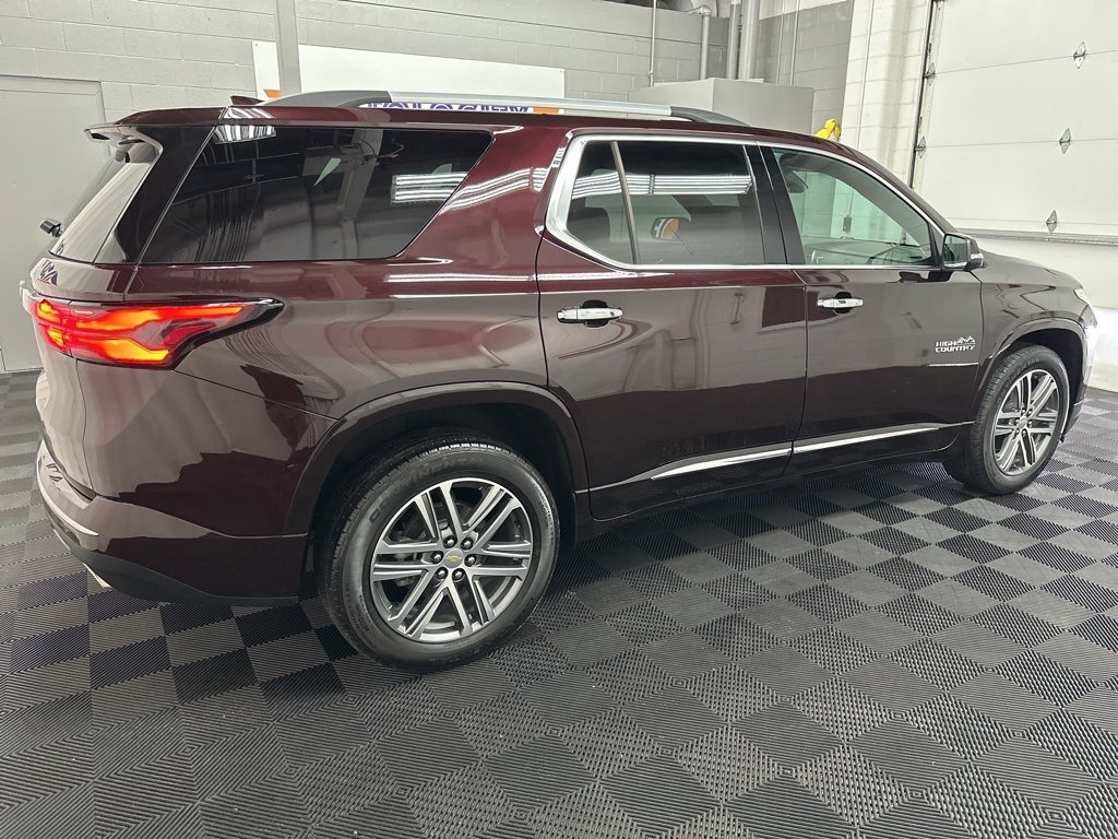Used 2022 Chevrolet Traverse High Country image 10