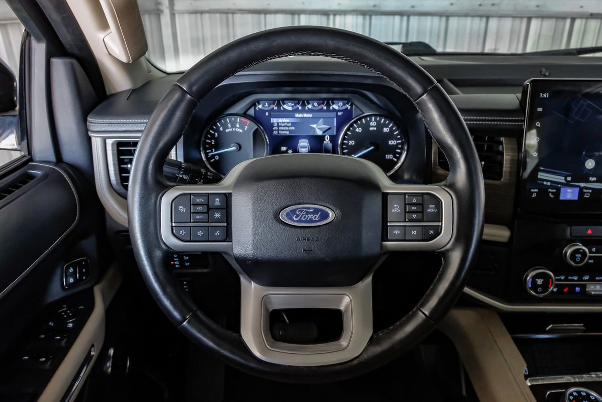 Used 2022 Ford Expedition Max Limited image 15