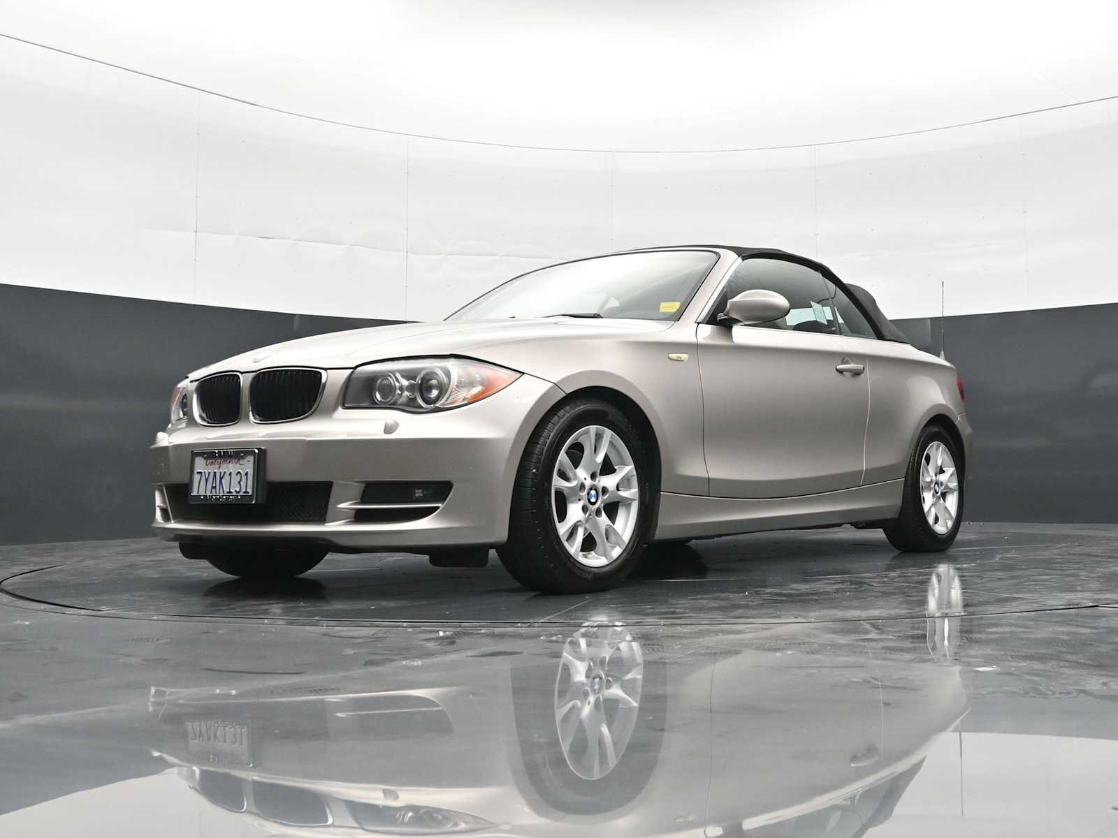 Used 2008 BMW 128i Convertible RWD image 25