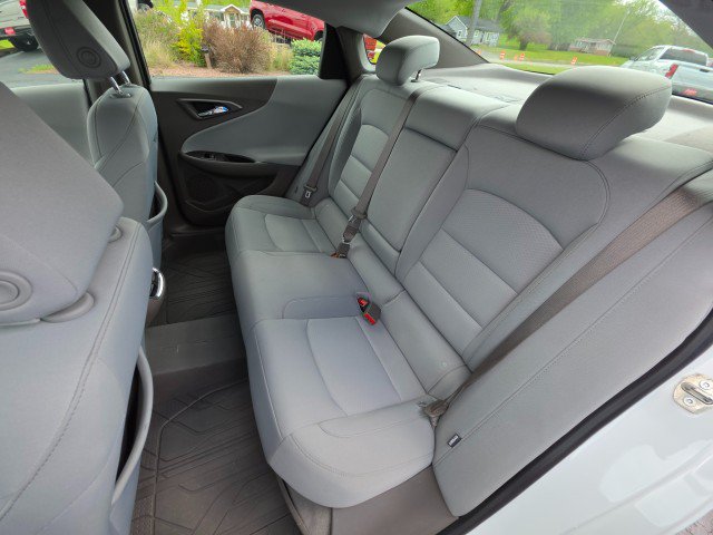 Used 2021 Chevrolet Malibu LT FWD image 20