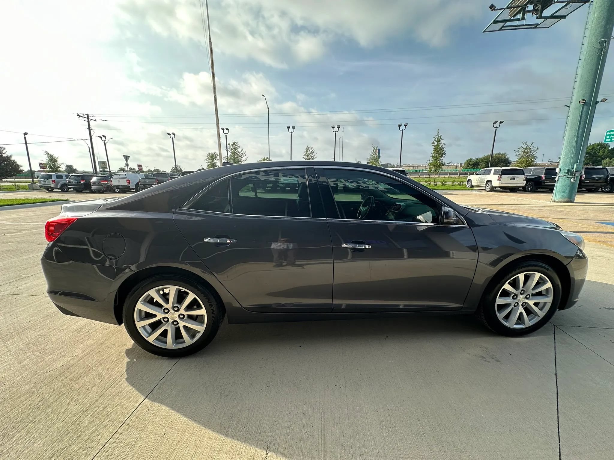 Used 2013 Chevrolet Malibu LTZ FWD image 6
