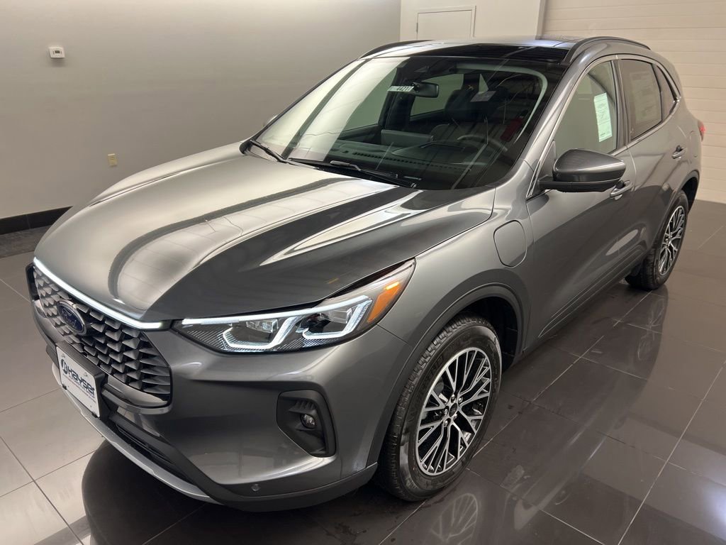 New 2026 Ford Escape Base w/ PHEV Premium Package image 3