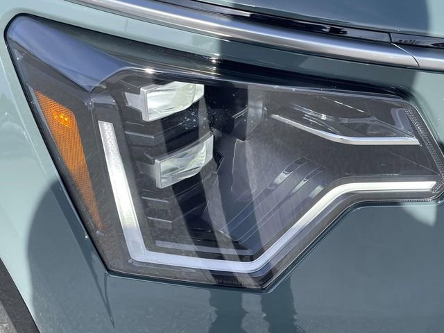 New 2026 Kia Niro SX Touring image 13