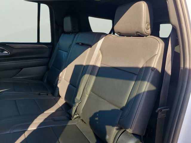 Used 2023 Chevrolet Suburban LT image 14