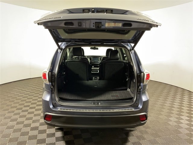 Used 2016 Toyota Highlander Limited image 14