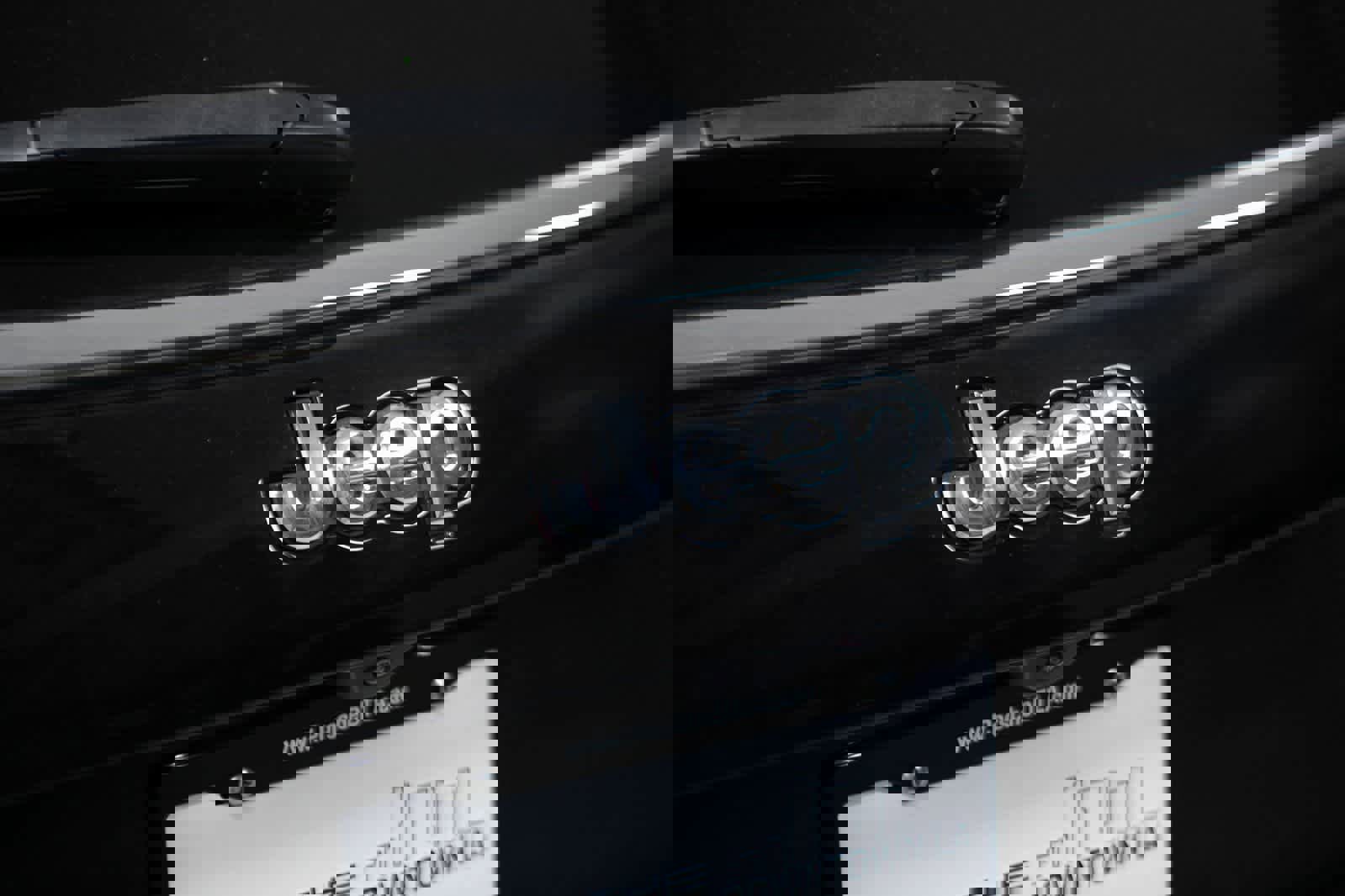 Used 2023 Jeep Compass Latitude image 30