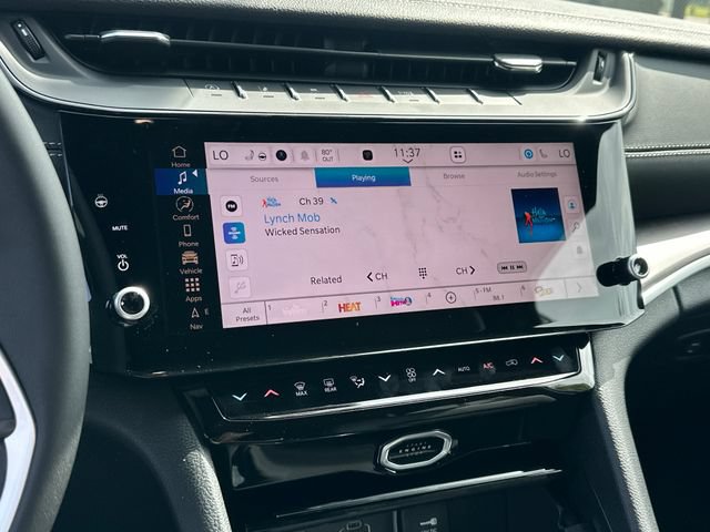 New 2027 Jeep Grand Cherokee Altitude AWD/4WD image 22