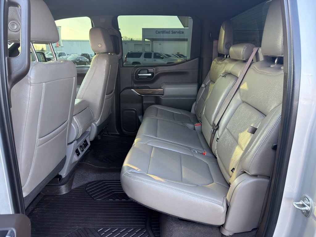 Used 2021 Chevrolet Silverado 1500 RST image 14