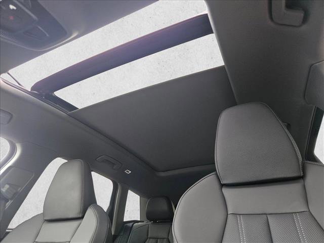 Used 2025 Audi Q6 e-tron Premium Plus w/ Premium Plus image 16