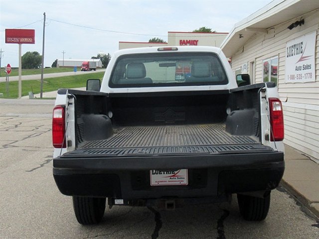 Used 2011 Ford F250 XL w/ Skid Plate Pkg AWD/4WD image 9