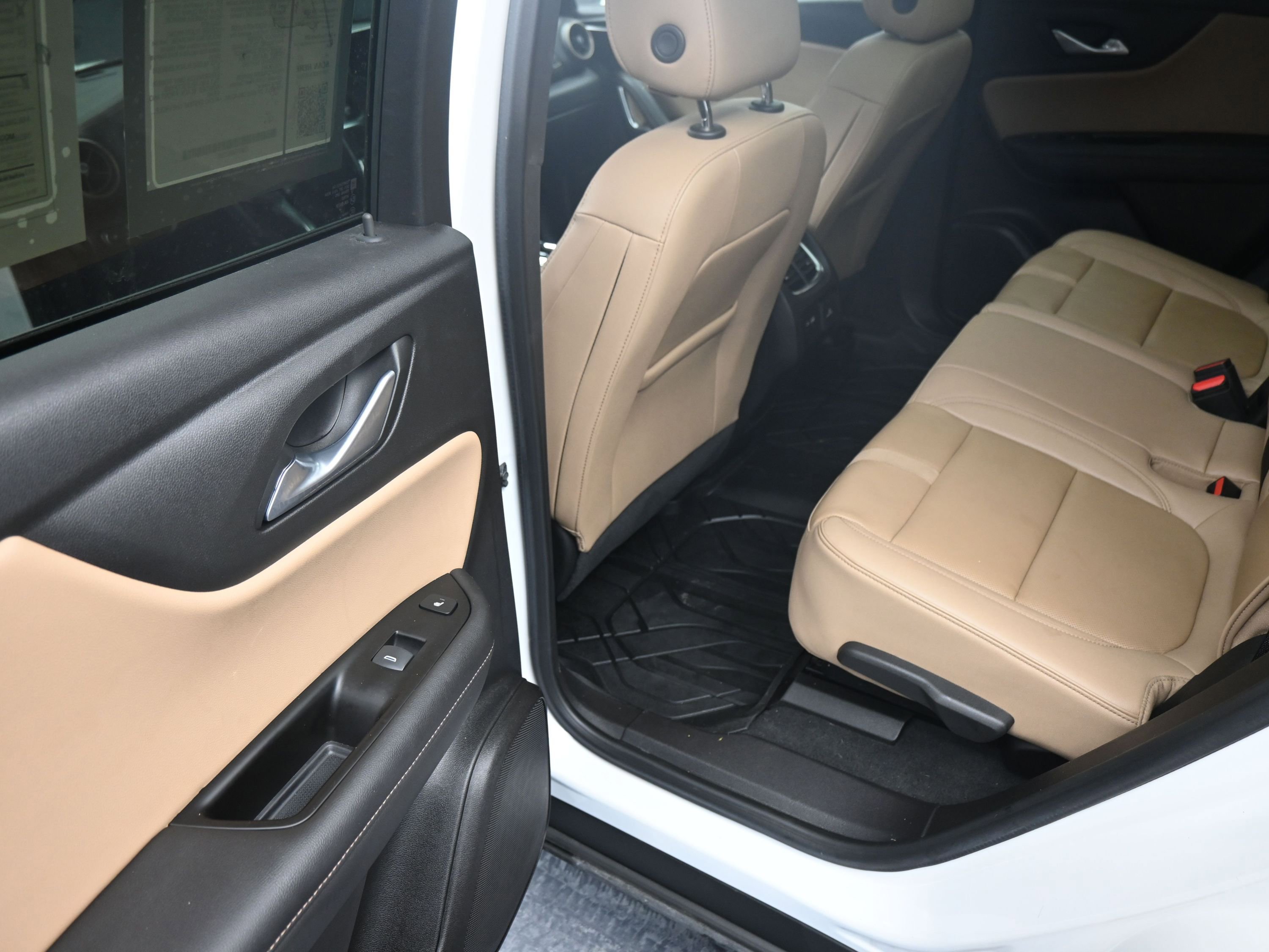 Used 2024 Chevrolet Blazer Premier w/ LPO, Black Sport Package image 17