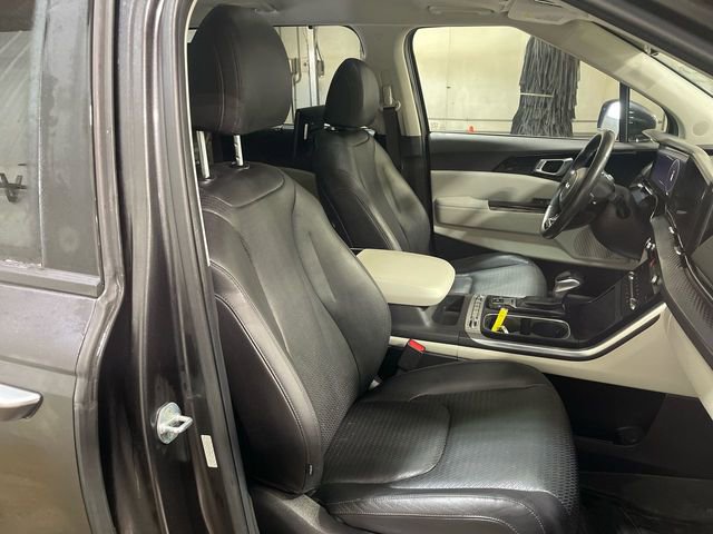 Used 2022 Kia Carnival SX Prestige FWD image 26