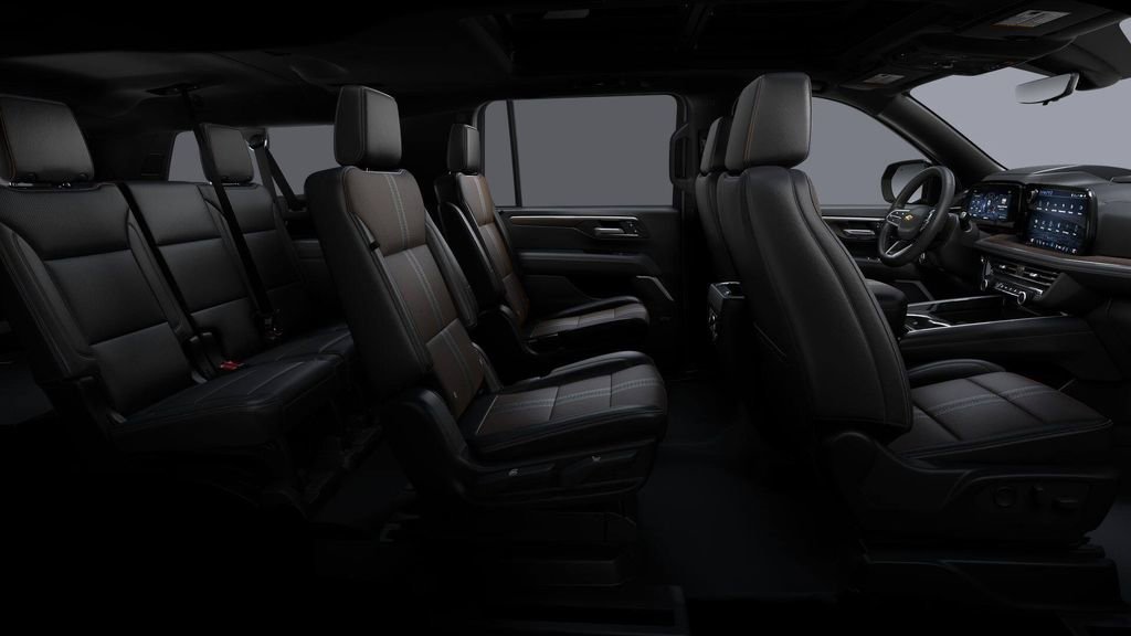 New 2025 Chevrolet Suburban High Country image 38
