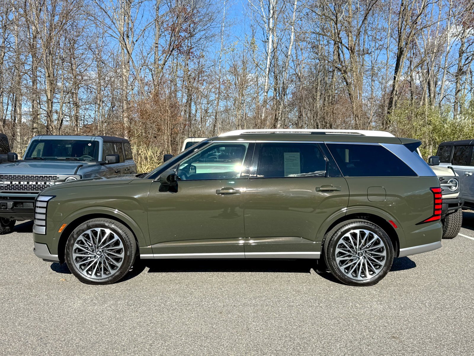 Used 2026 Hyundai Palisade Calligraphy image 8