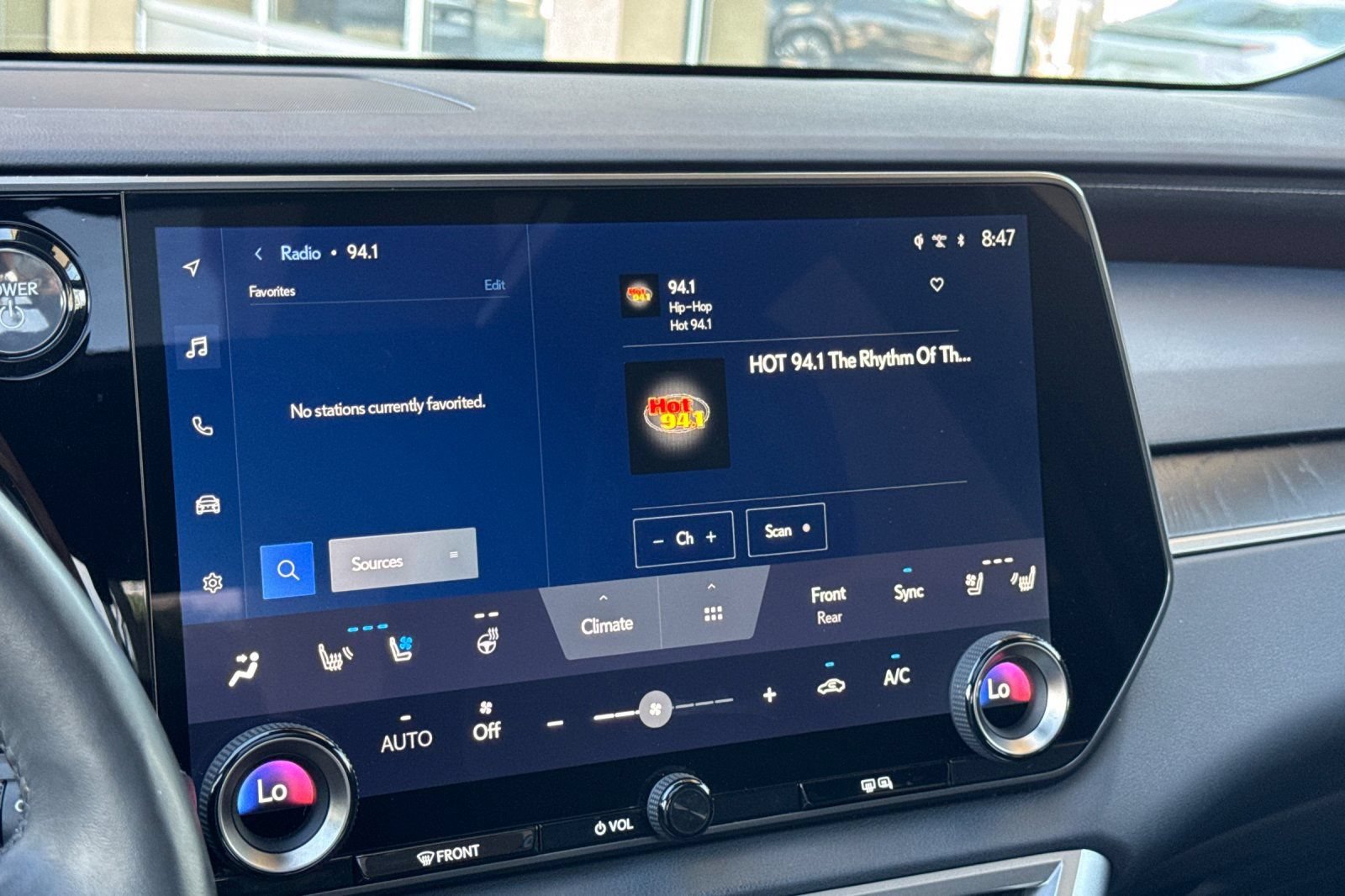 Used 2024 Lexus RX 450h AWD w/ Convenience Package image 19