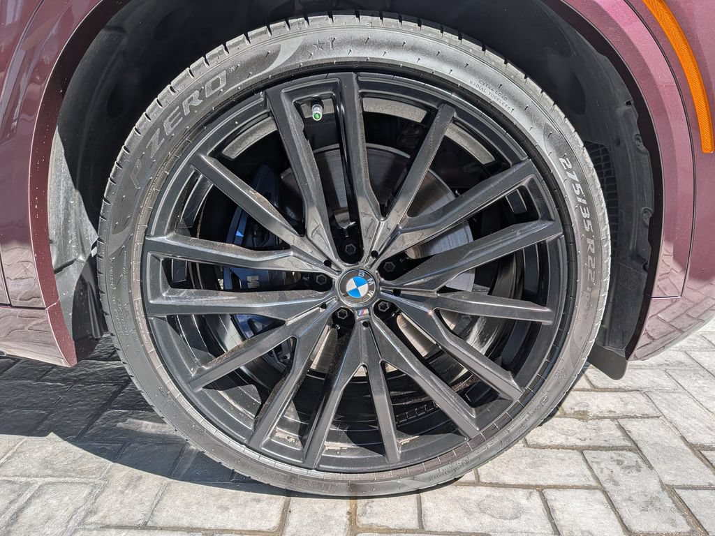 Used 2024 BMW X5 M60i AWD/4WD image 12