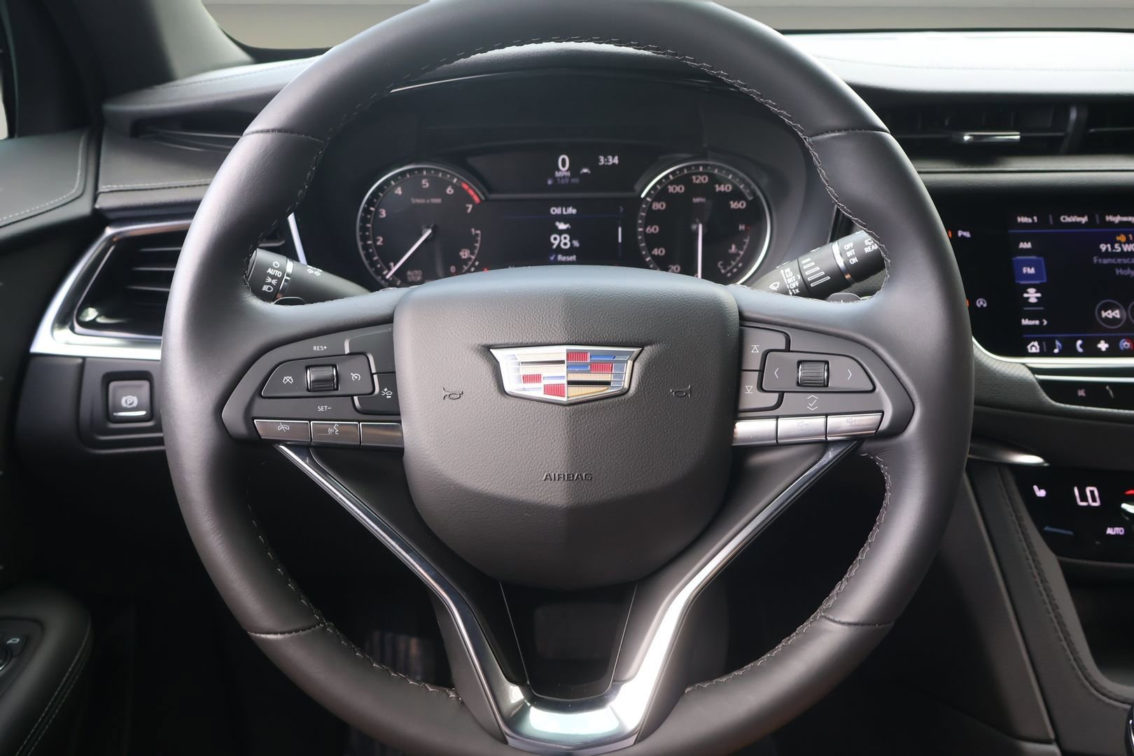 Certified 2023 Cadillac XT6 Luxury FWD image 18