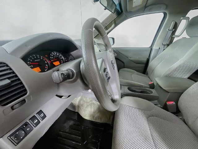 Used 2017 Nissan Frontier SV AWD/4WD image 19
