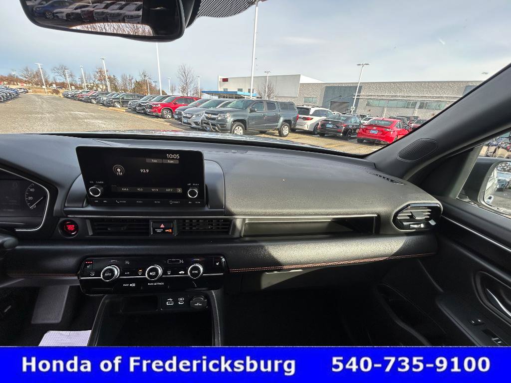 Certified 2024 Honda Pilot Sport image 17