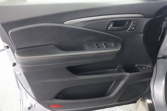 Used 2023 Honda Passport TrailSport image 26